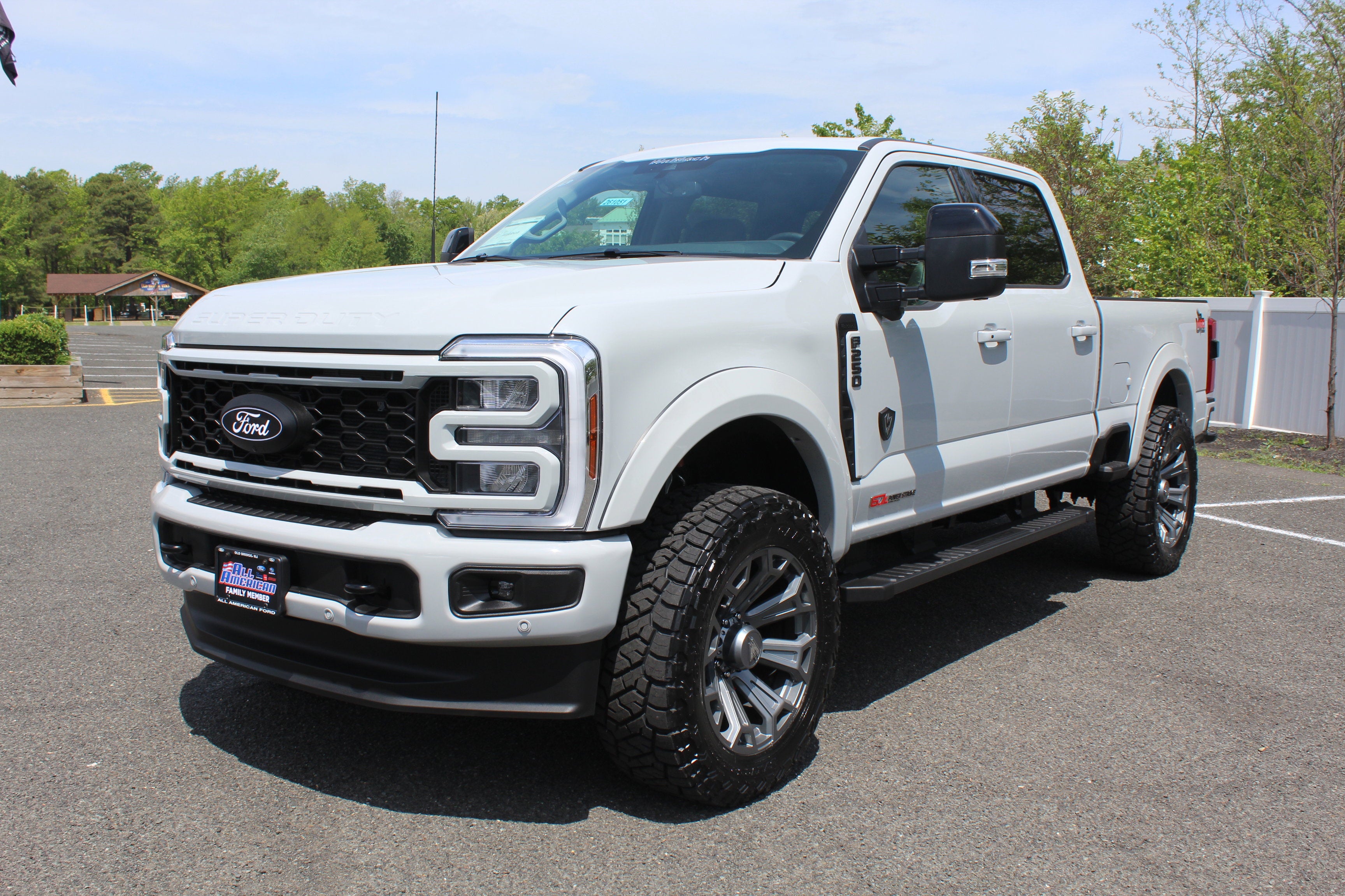 2026 Ford Super Duty F-250 SRW LARIAT