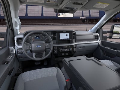 2026 Ford Super Duty F-350 DRW XLT