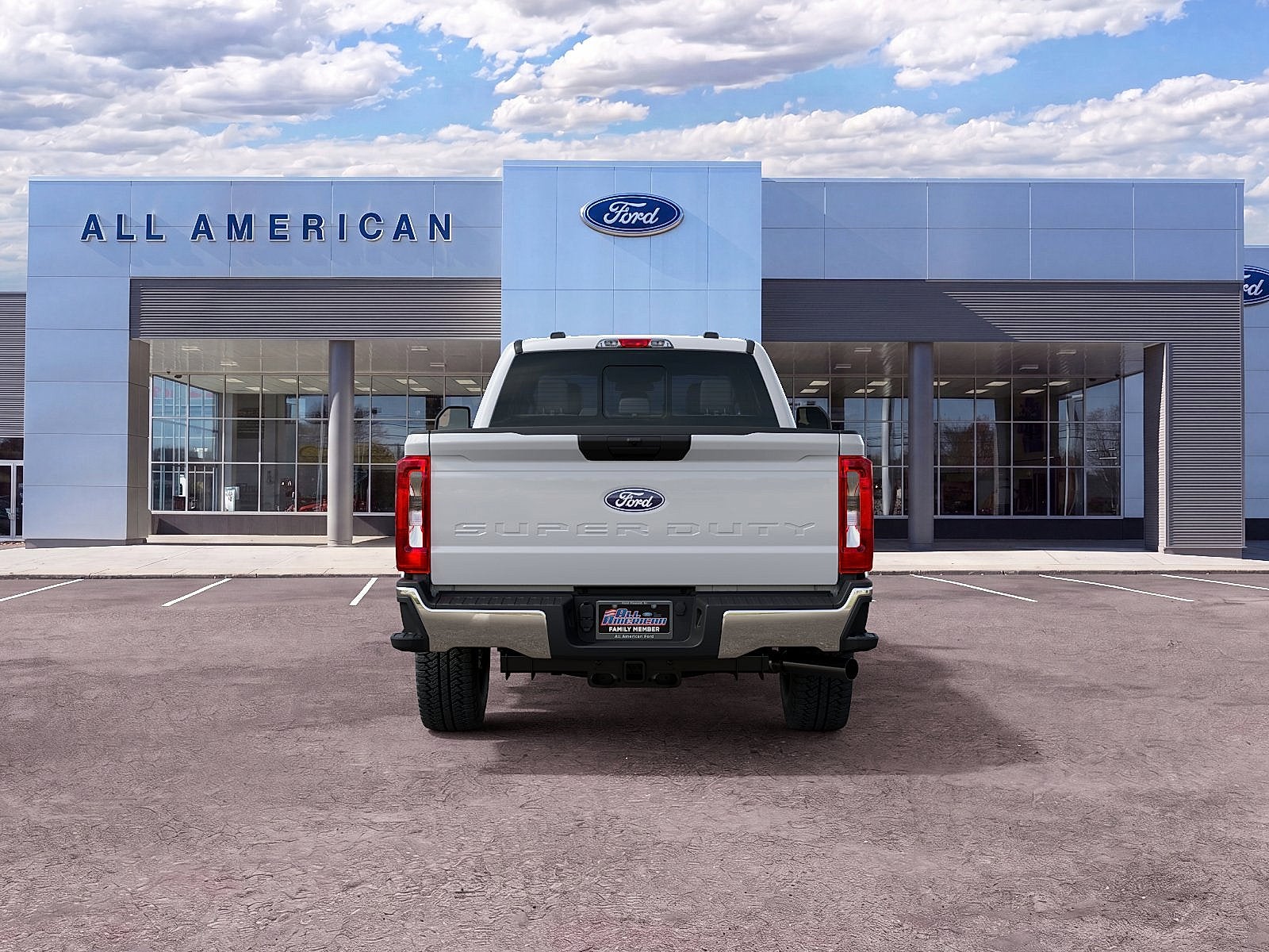 2027 Ford Super Duty F-350 SRW XL