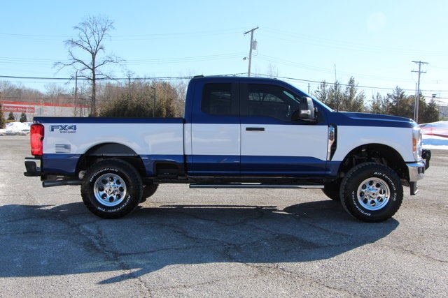 2026 Ford F-250 Retro Everest Edition