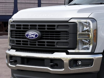 2027 Ford Super Duty F-350 SRW XL