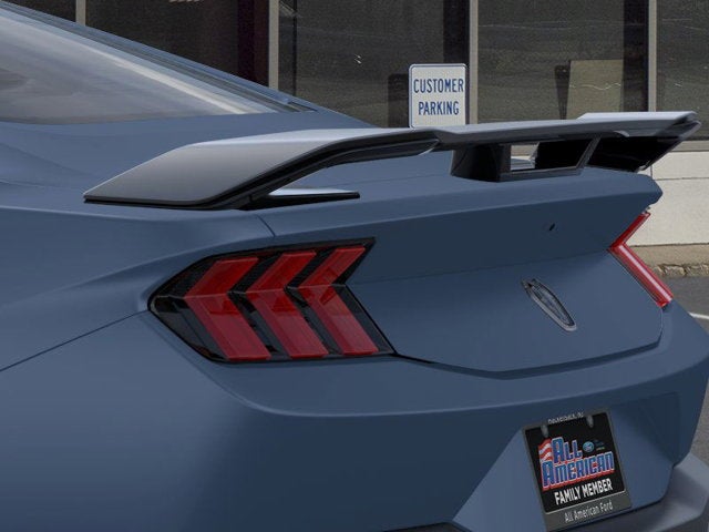 2025 Ford Mustang Dark Horse