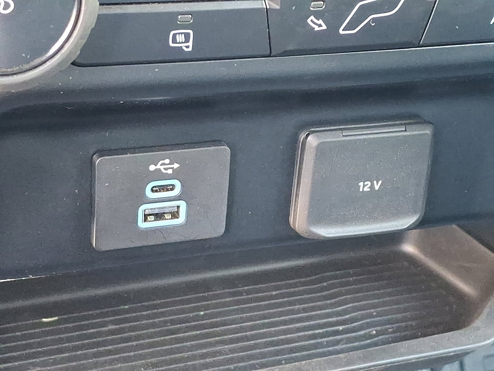 2024 Ford Super Duty F-350 DRW Base