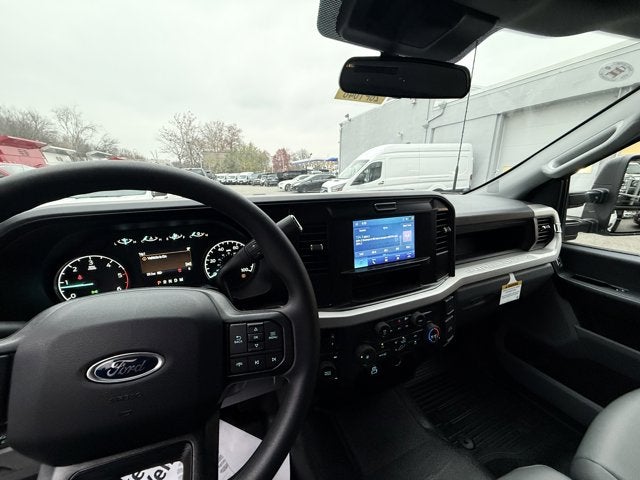 2026 Ford Super Duty F-550 DRW Base