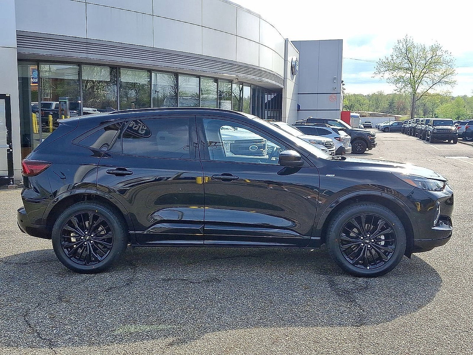 2023 Ford Escape ST-Line Elite