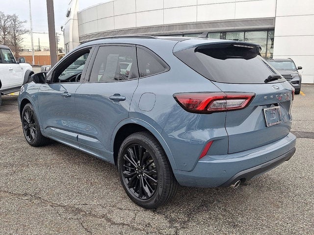2023 Ford Escape ST-Line Elite
