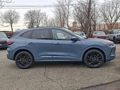 2023 Ford Escape ST-Line Elite