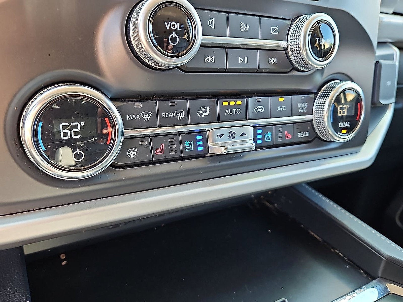 2022 Ford Expedition Max XLT
