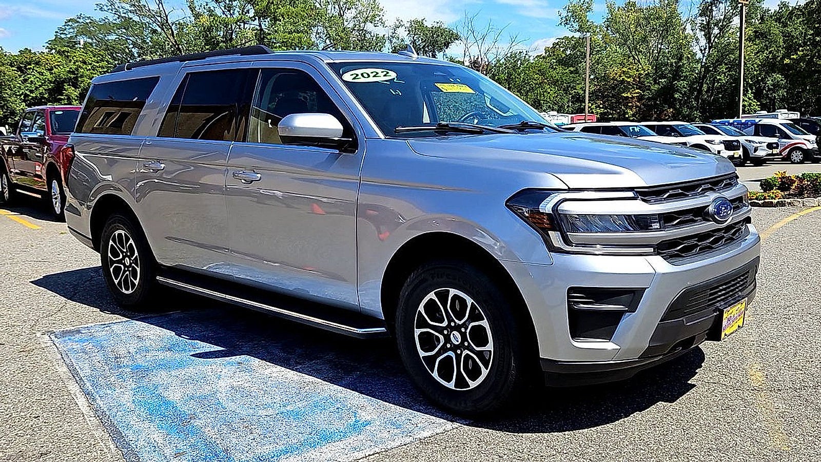 2022 Ford Expedition Max XLT