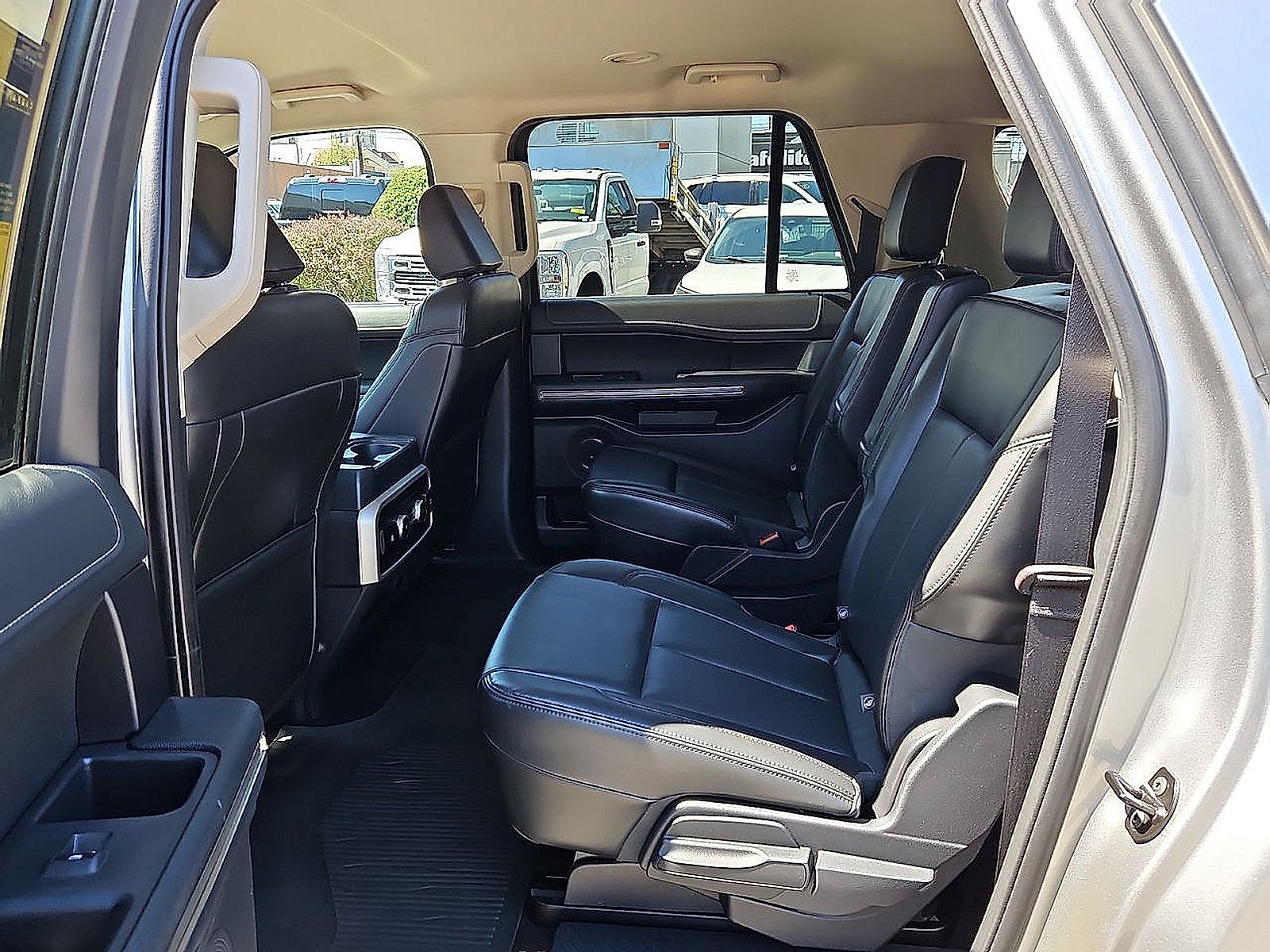 2022 Ford Expedition Max XLT