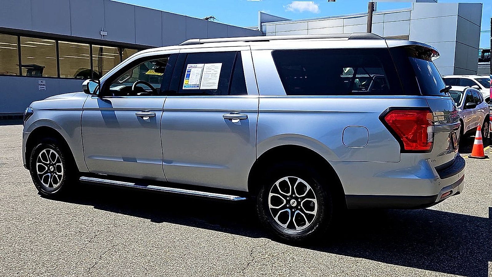 2022 Ford Expedition Max XLT