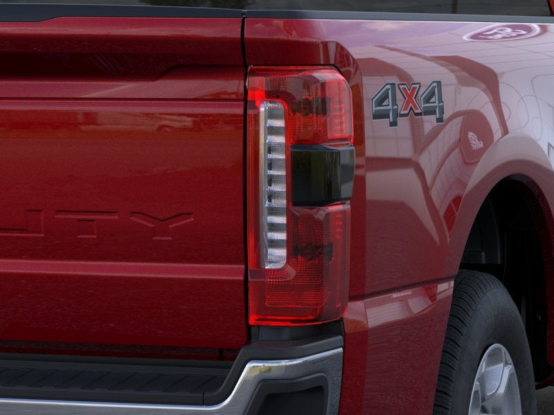 2026 Ford Super Duty F-350 SRW XLT
