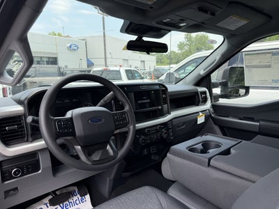 2026 Ford Super Duty F-350 SRW Base