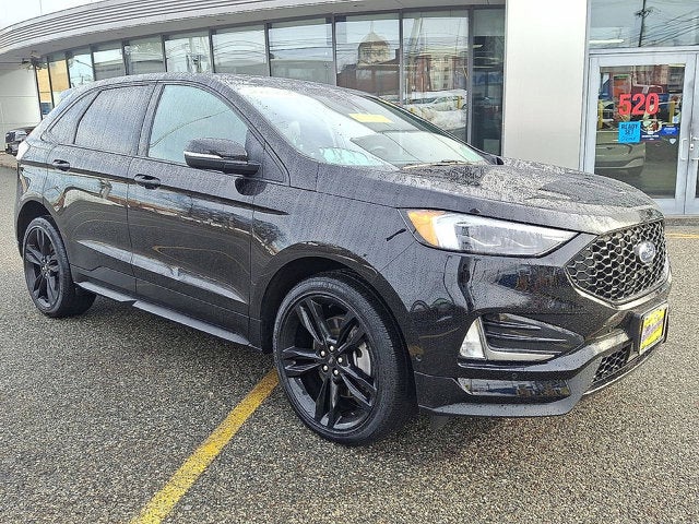 2022 Ford Edge ST