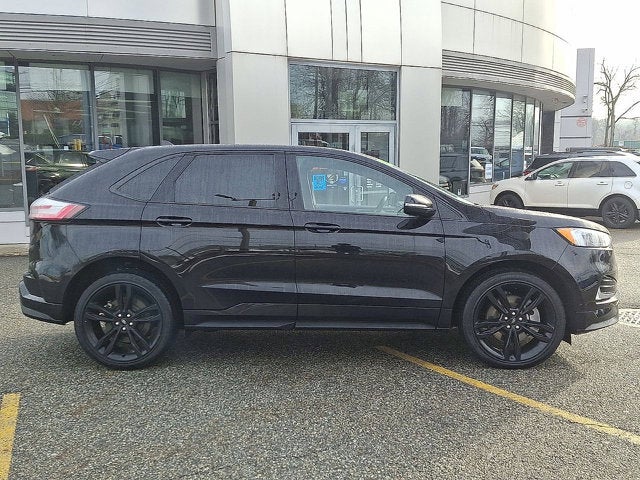 2022 Ford Edge ST