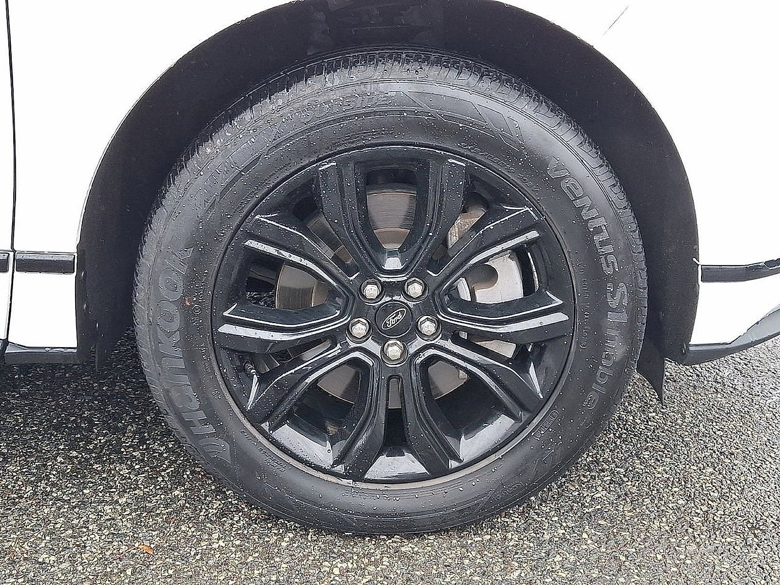 2023 Ford Edge SE