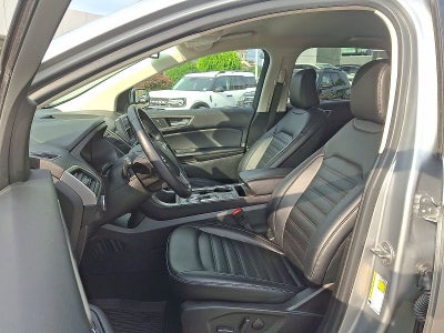 2023 Ford Edge Base