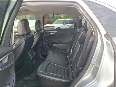2023 Ford Edge Base
