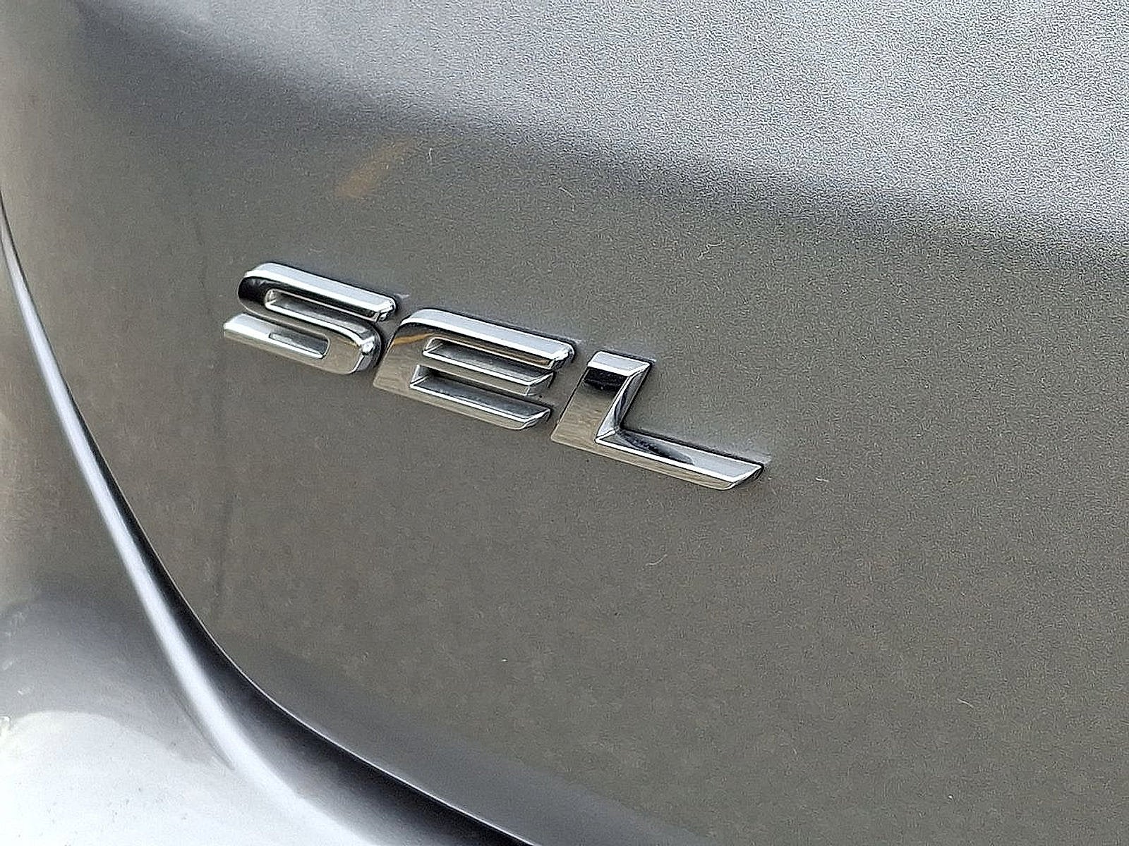2023 Ford Edge Base