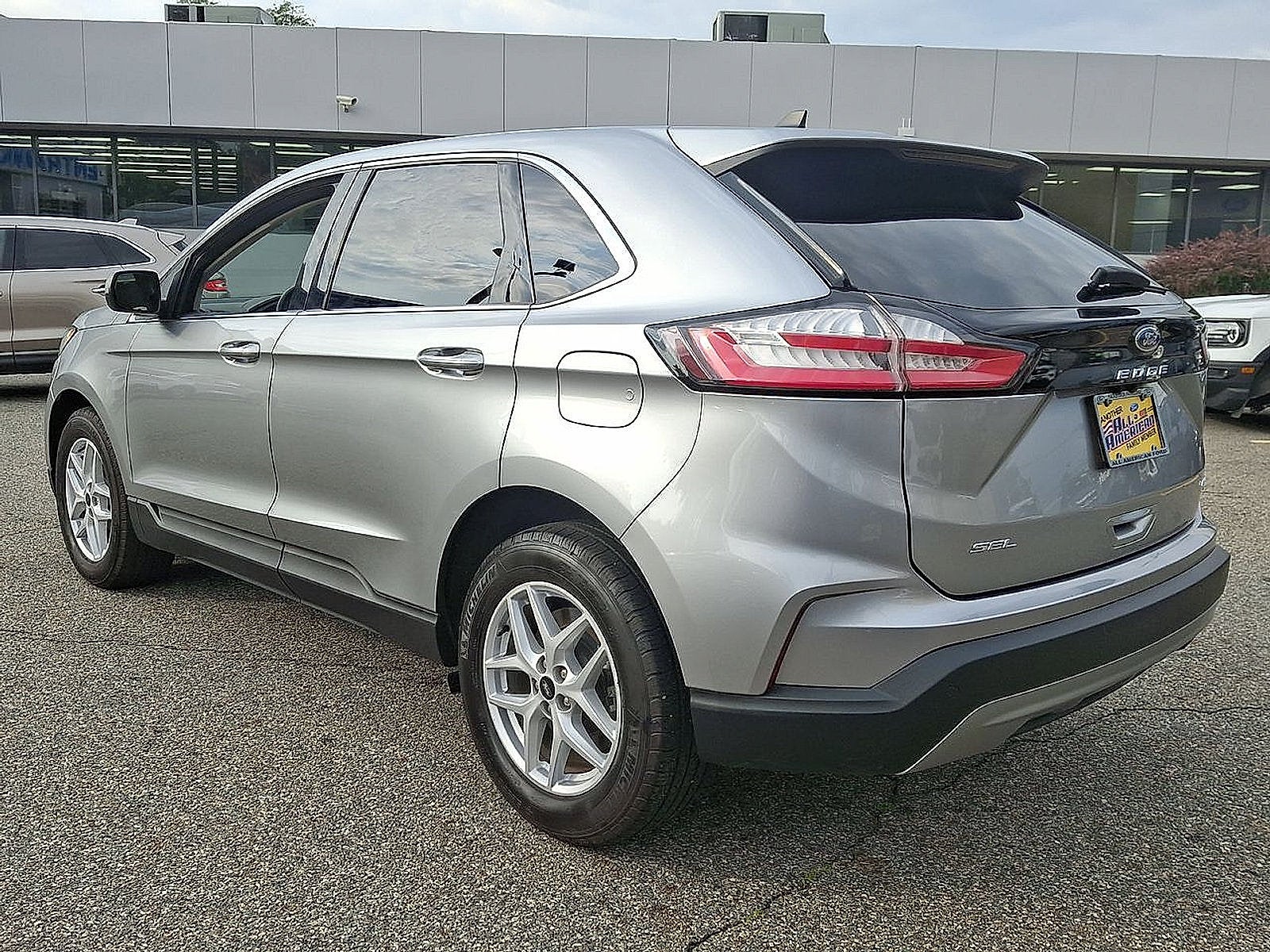 2023 Ford Edge Base
