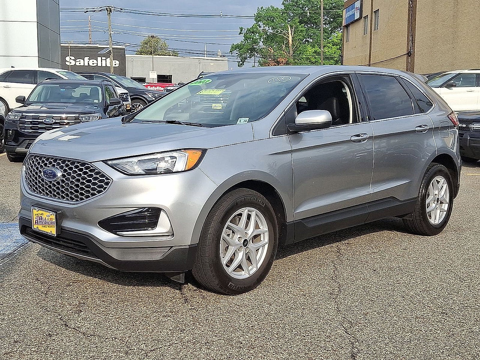 2023 Ford Edge Base