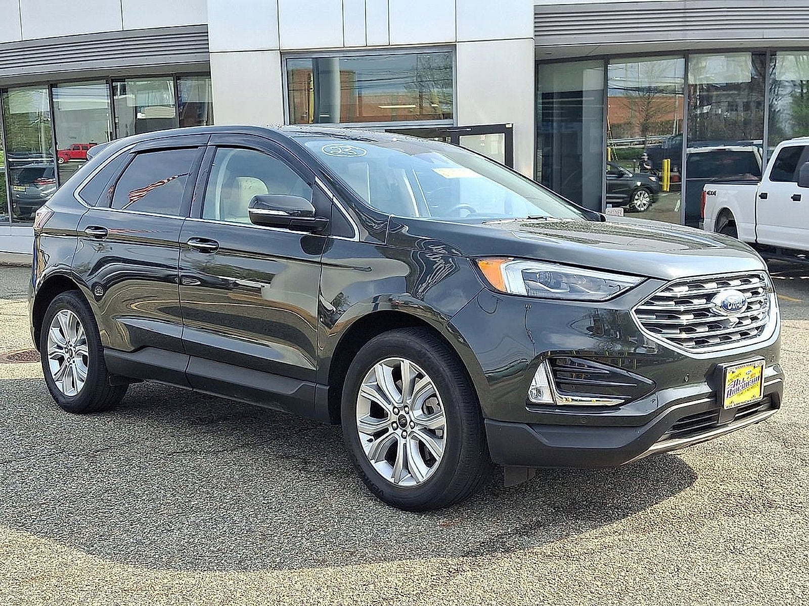 2023 Ford Edge Titanium