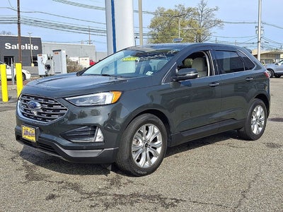 2023 Ford Edge Titanium