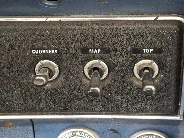 1973 MERCURY COUGAR Base