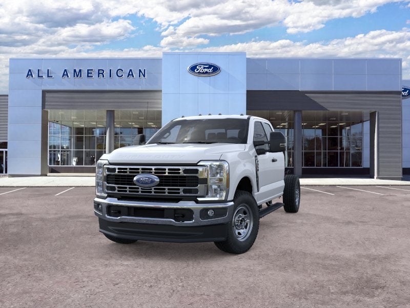 2026 Ford Super Duty F-350 SRW Base
