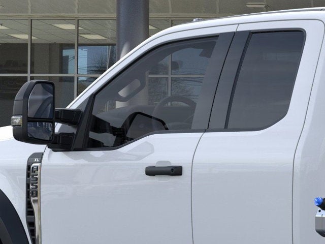 2026 Ford Super Duty F-550 DRW Base