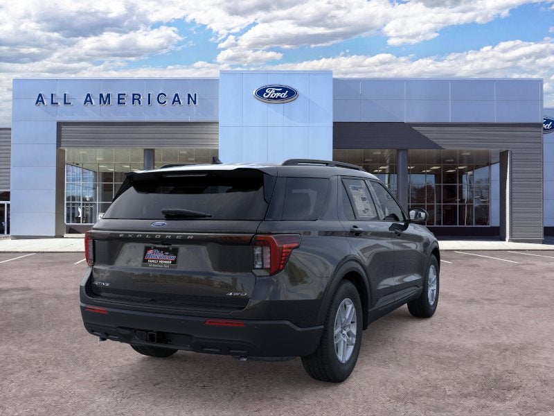 2026 Ford Explorer Base