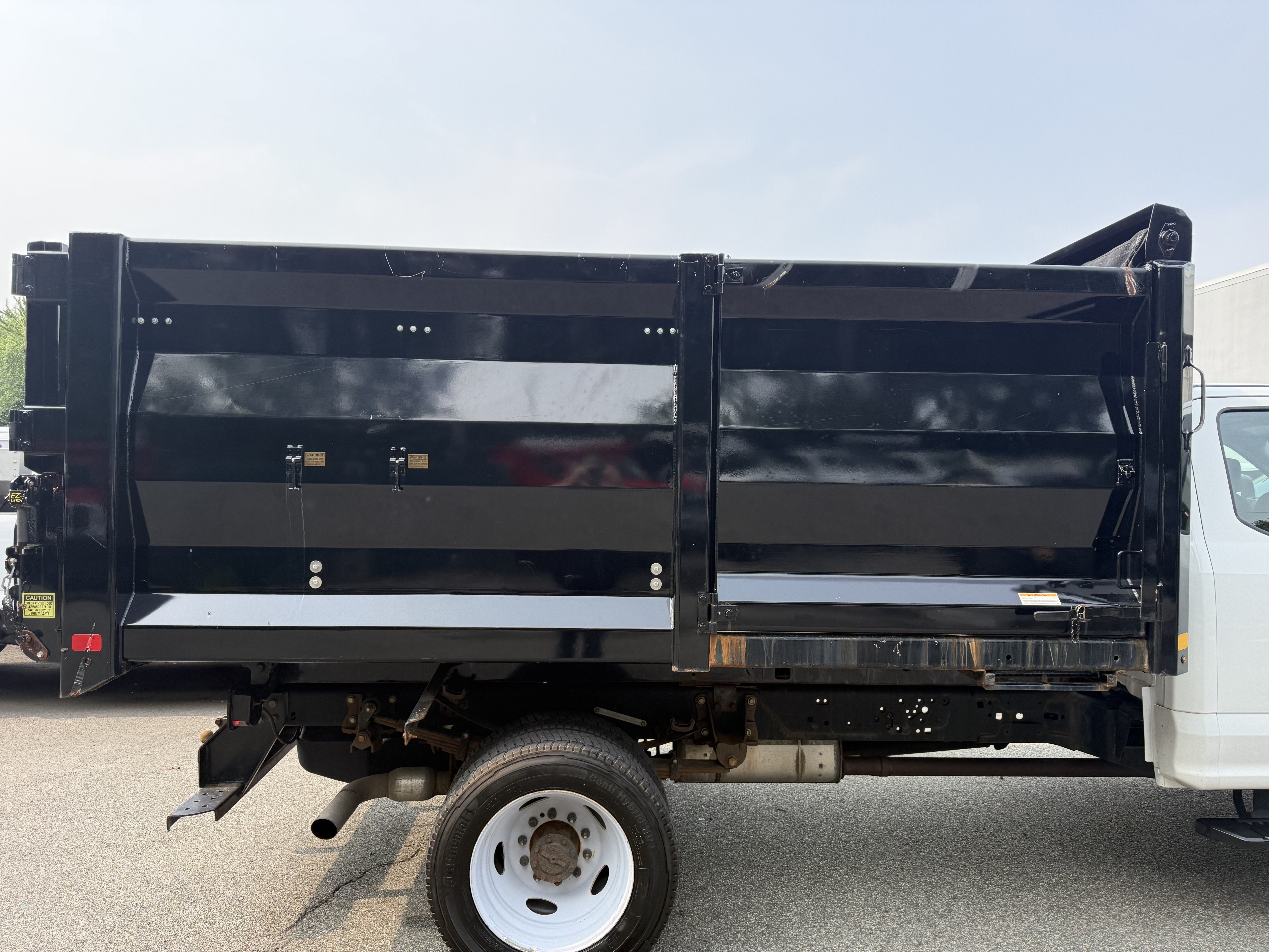 2022 Ford Super Duty F-550 DRW Base