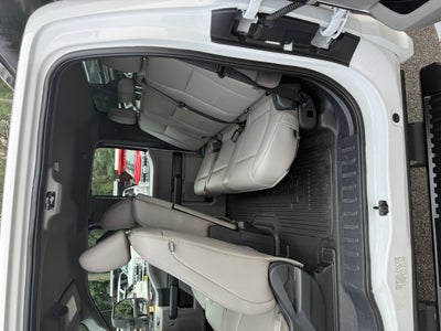 2022 Ford Super Duty F-550 DRW Base