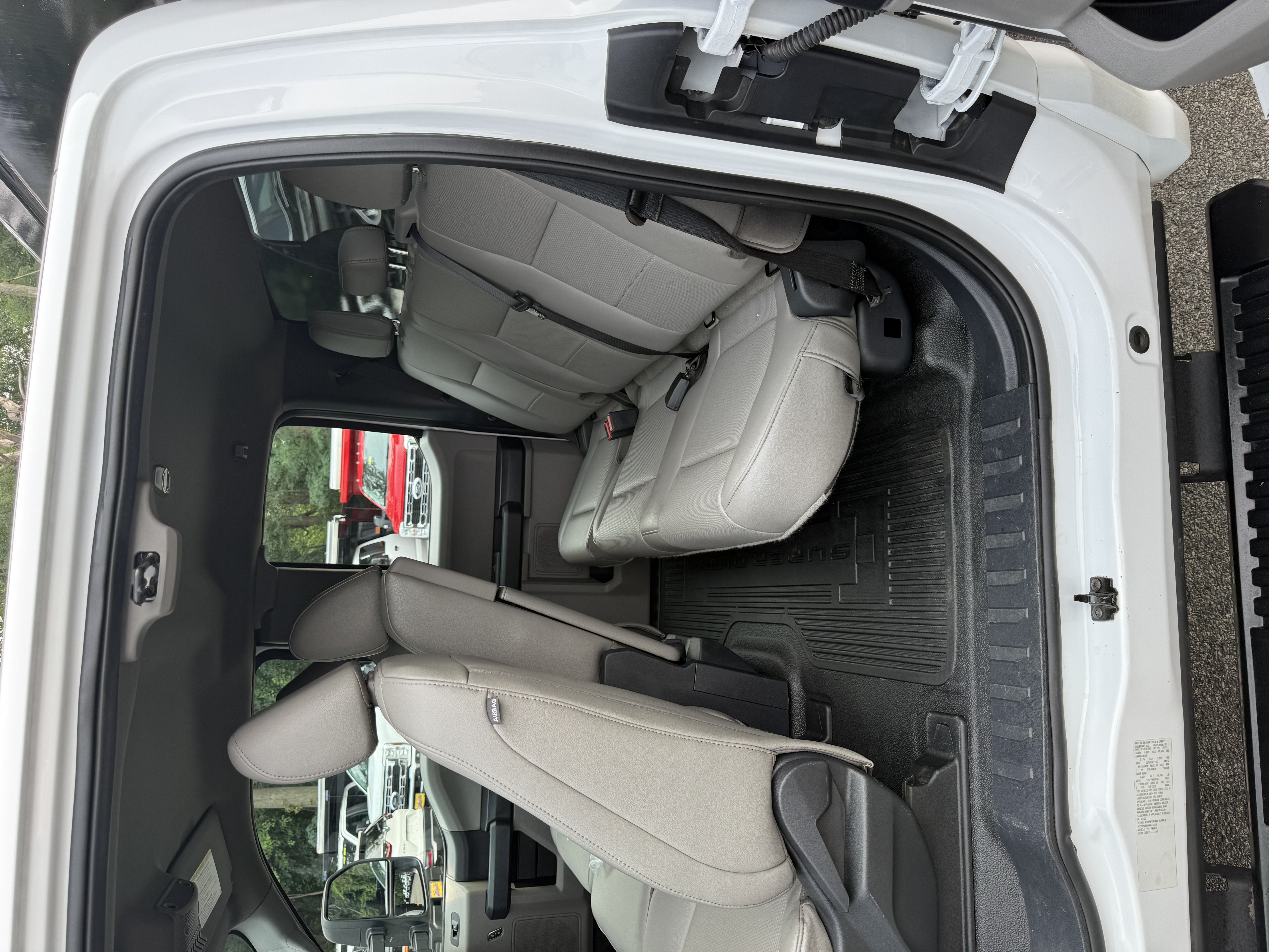 2022 Ford Super Duty F-550 DRW Base