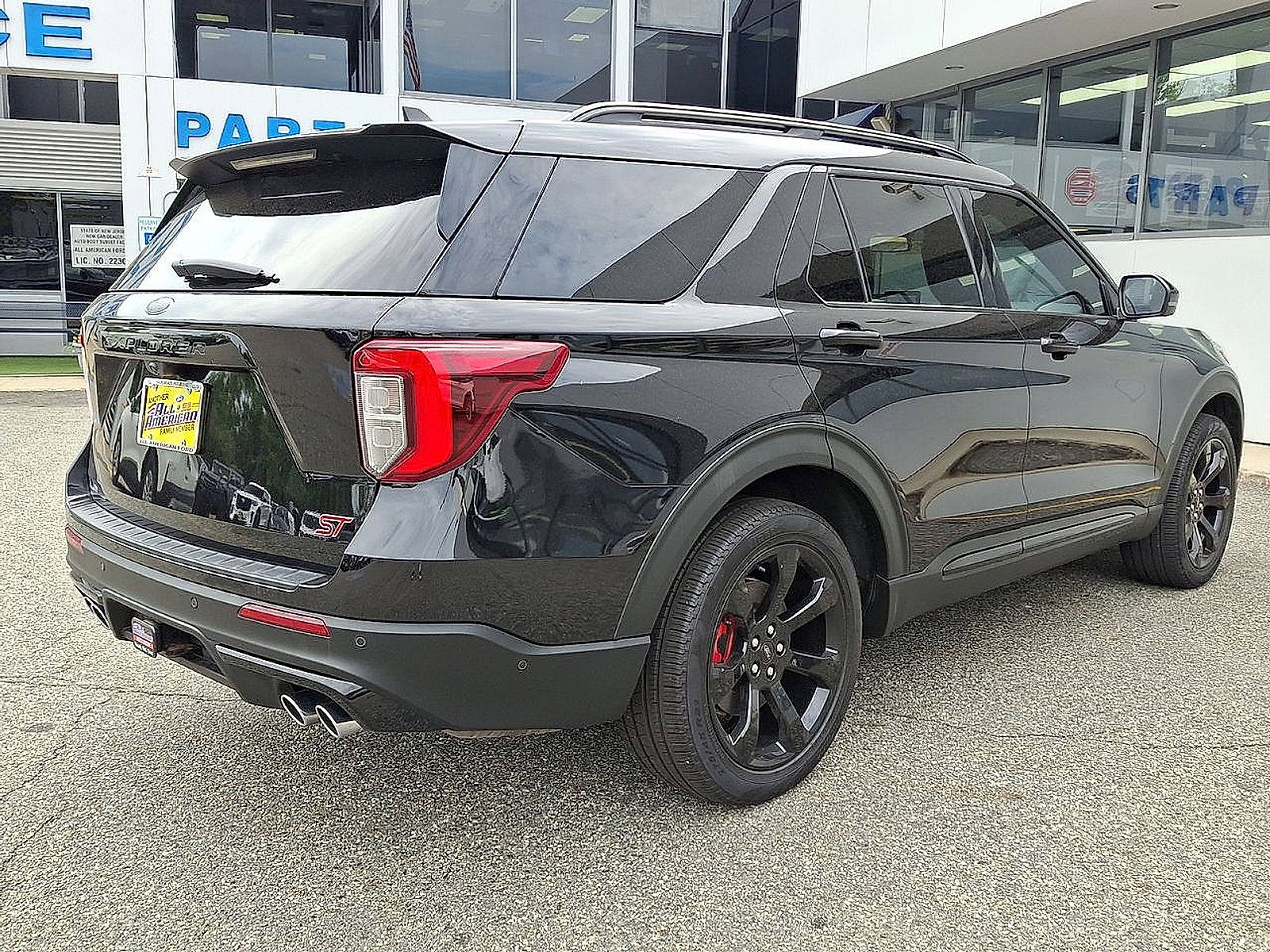 2021 Ford Explorer ST