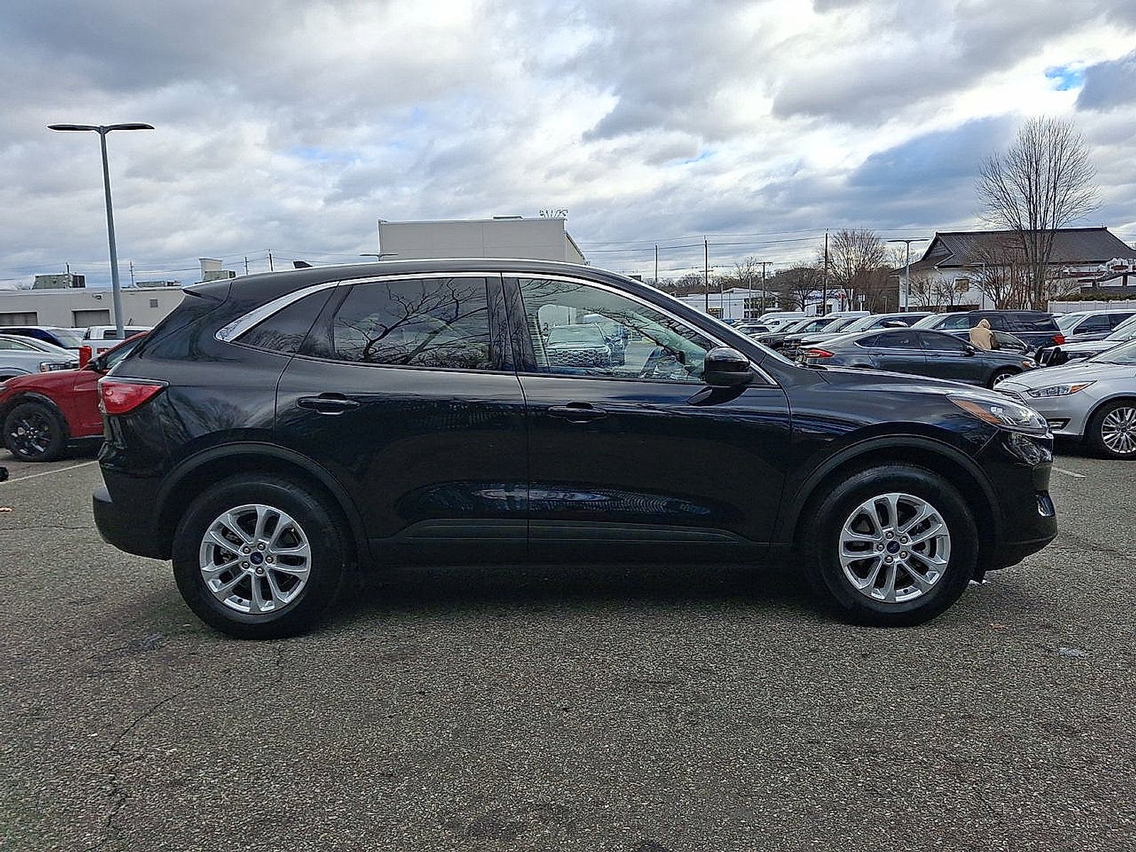 2021 Ford Escape SE