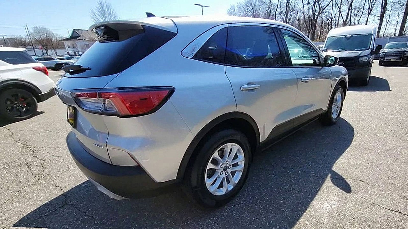 2020 Ford Escape SE