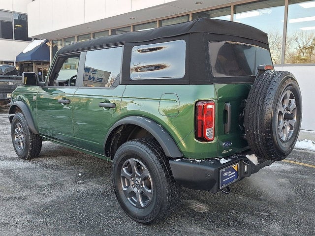 2023 Ford Bronco Base