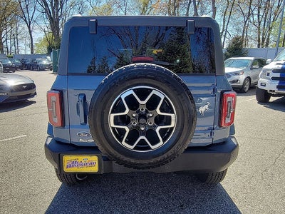 2023 Ford Bronco Base