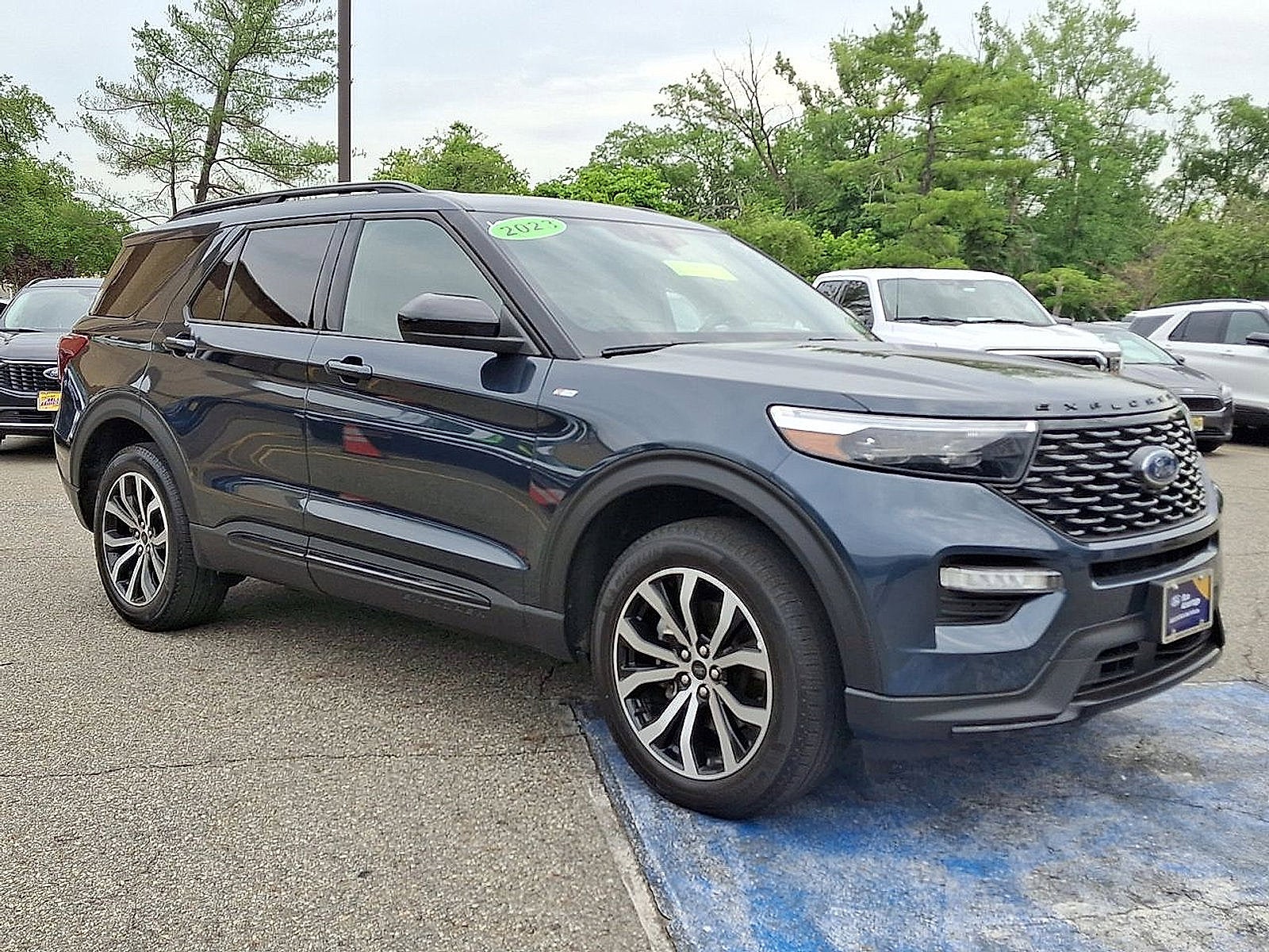 2023 Ford Explorer ST-Line
