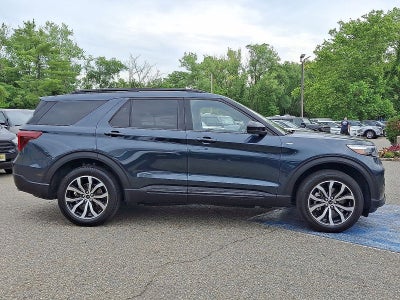 2023 Ford Explorer ST-Line