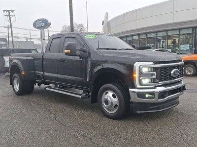 2023 Ford Super Duty F-350 DRW Base