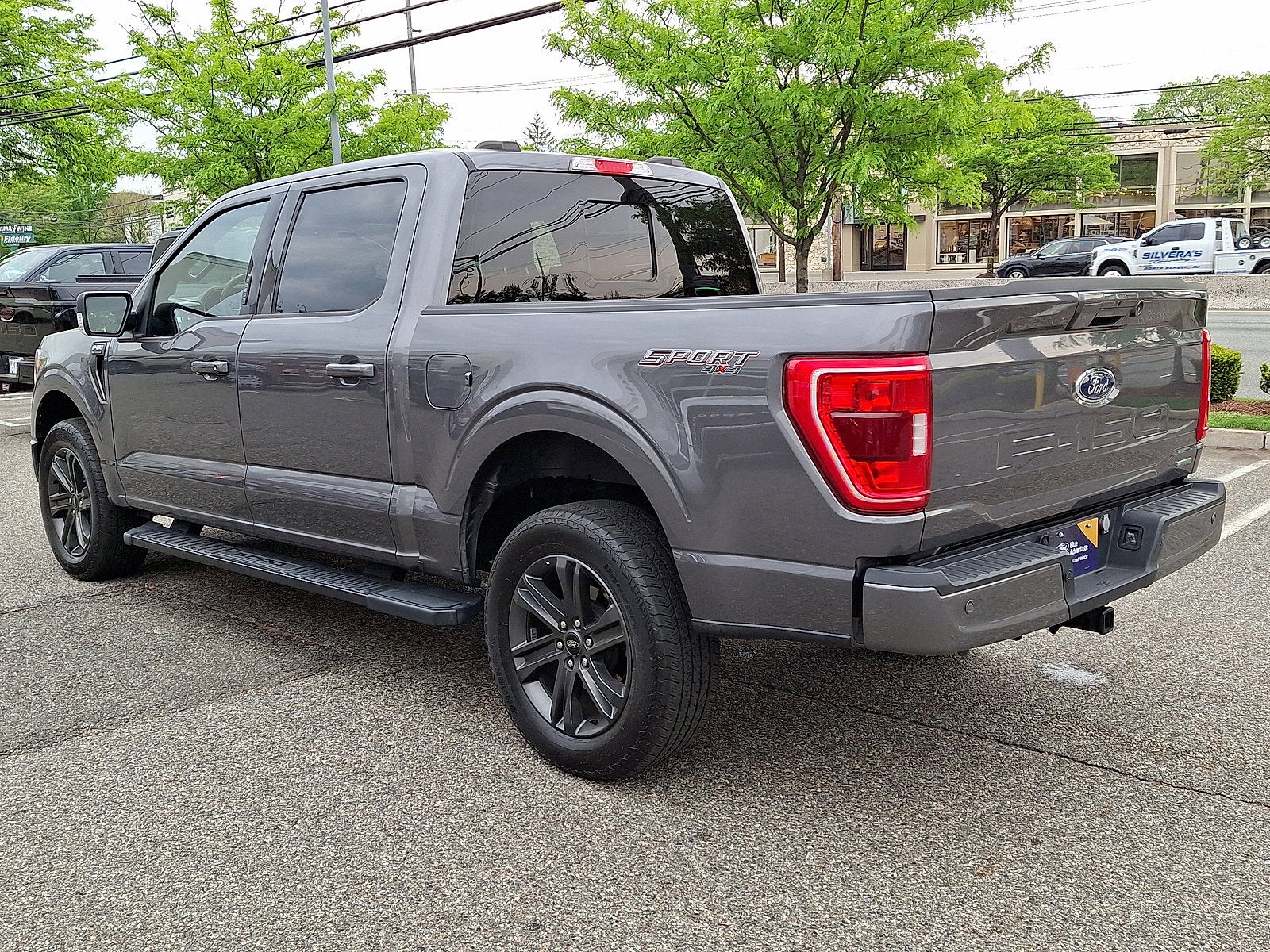 2023 Ford F-150 Base