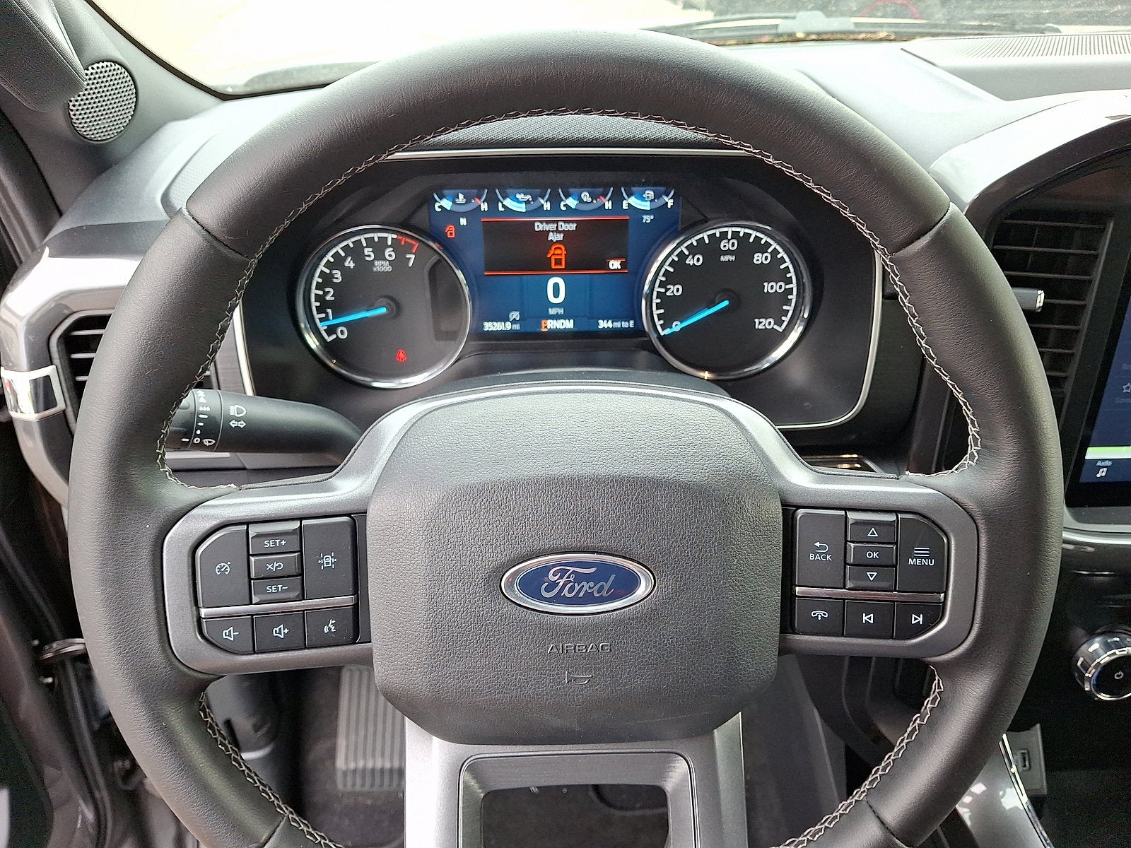2023 Ford F-150 Base