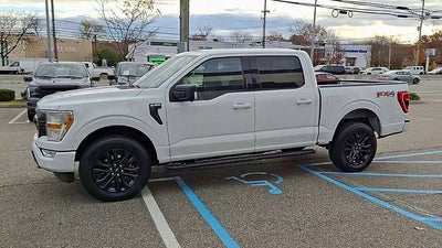 2022 Ford F-150 Base
