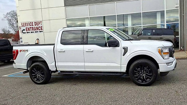2022 Ford F-150 Base
