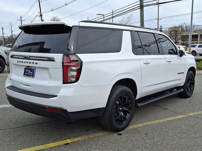 2022 Chevrolet Suburban Base