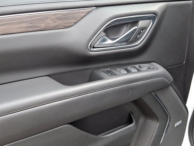 2022 Chevrolet Suburban Base