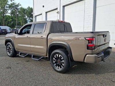 2022 Nissan Frontier Base