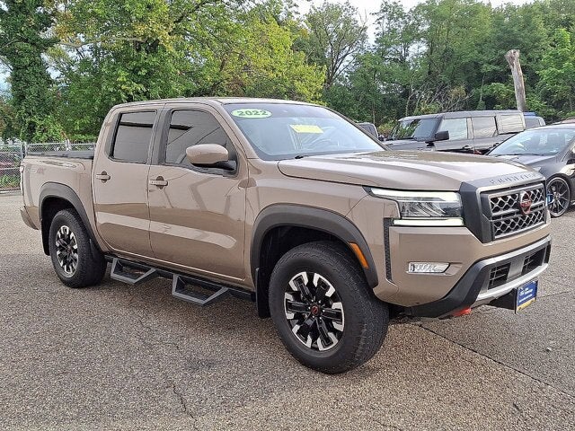 2022 Nissan Frontier Base